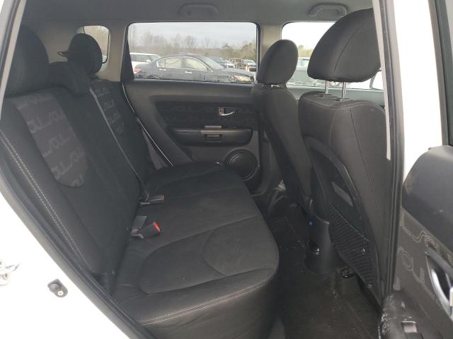 KNDJT2A62D7754668 - 2013 KIA SOUL + WHITE photo 10