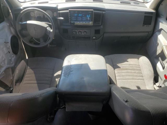 1D7HA18K07J588052 - 2007 DODGE RAM 1500 ST თეთრი ფოტო 8