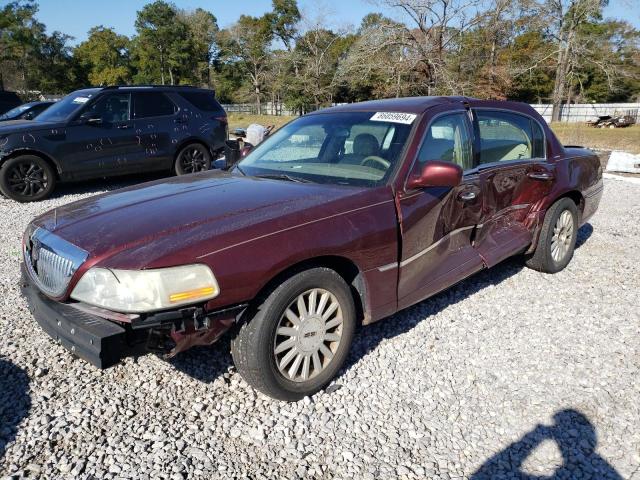 2004 LINCOLN TOWN CAR EXECUTIVE, 