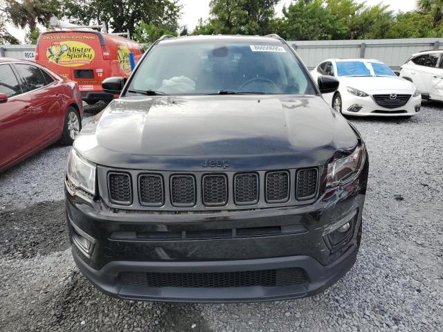 3C4NJCBB4JT304763 - 2018 JEEP COMPASS LATITUDE Қара фото 5