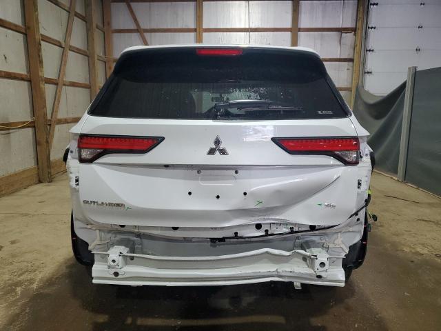 JA4J4VA84RZ084370 - 2024 MITSUBISHI OUTLANDER SE WHITE photo 6