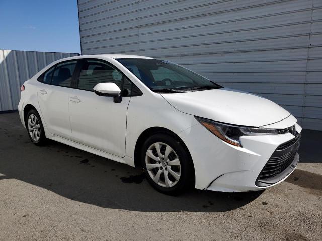 5YFB4MDE4RP137617 - 2024 TOYOTA COROLLA LE Սպիտակ լուսանկար 4