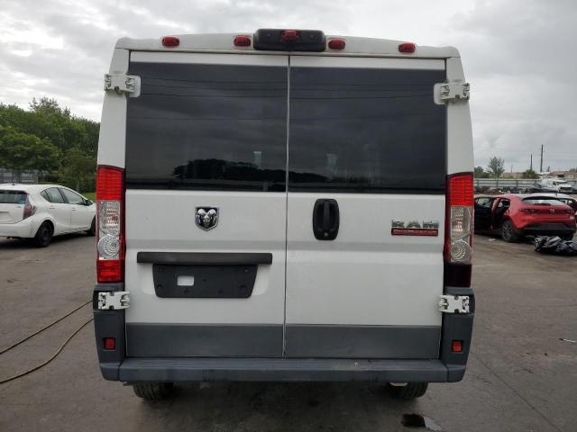 3C6TRVAG9JE153245 - 2018 RAM PROMASTER 1500 STANDARD Белый фото 6
