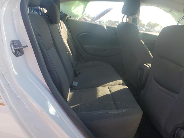 3FADP4BJ5KM130565 - 2019 FORD FIESTA SE 白色 照片 10