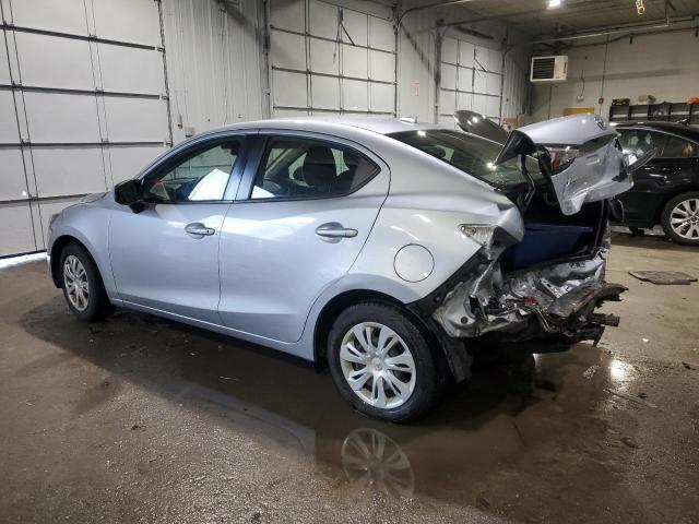 3MYDLBYV4KY503268 - 2019 TOYOTA YARIS L 银色 照片 2