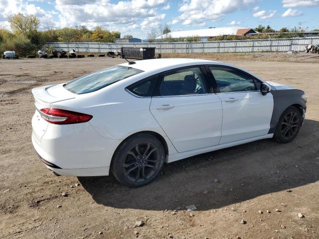 3FA6P0H79JR113895 - 2018 FORD FUSION SE Weiß Foto 3