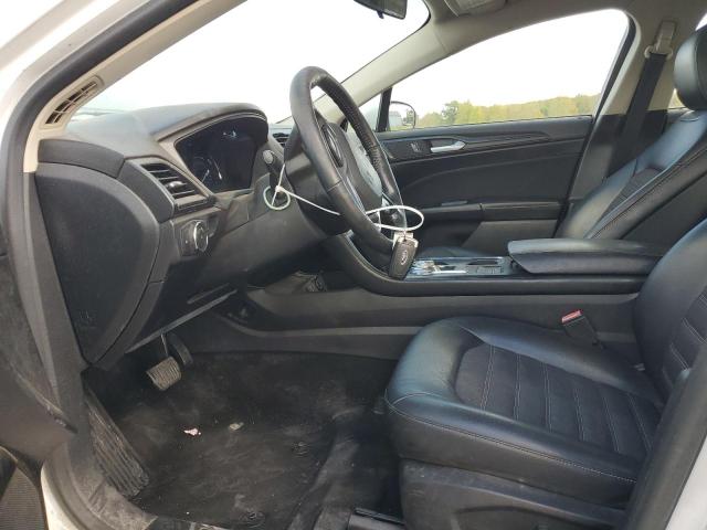 3FA6P0H79JR113895 - 2018 FORD FUSION SE Weiß Foto 7