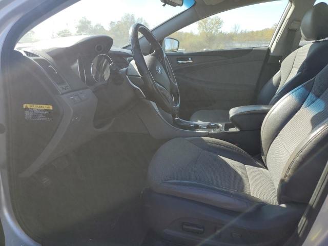 5NPEC4AB5DH788416 - 2013 HYUNDAI SONATA SE Күміс фото 7