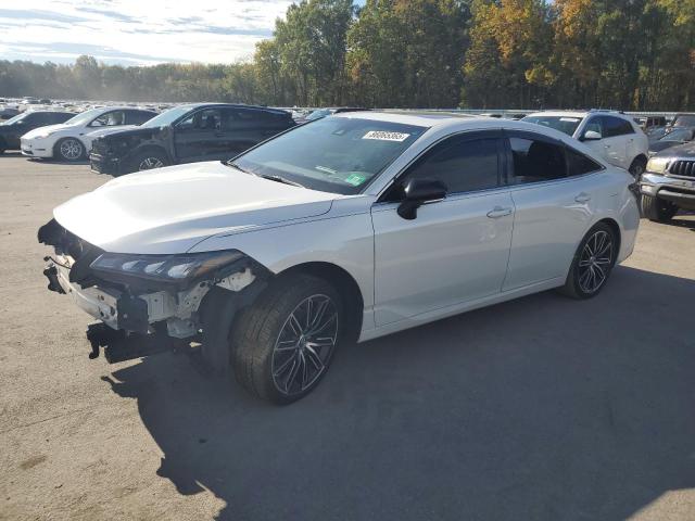 2019 TOYOTA AVALON XLE, 