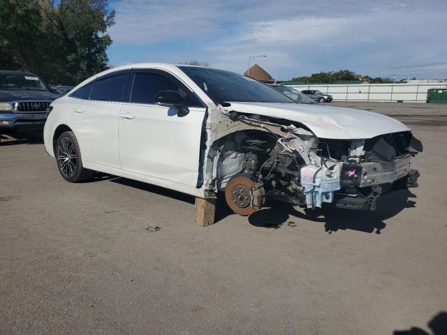 4T1BZ1FB7KU003952 - 2019 TOYOTA AVALON XLE Білий фото 4