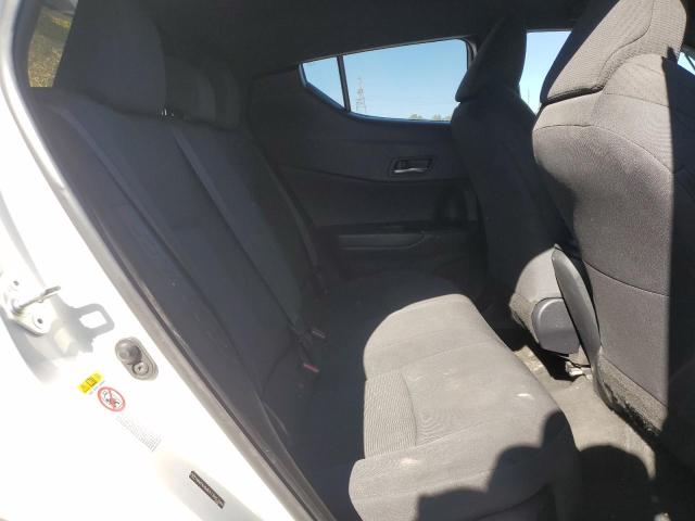 NMTKHMBX7JR052080 - 2018 TOYOTA C-HR XLE Білий фото 11