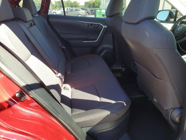 JTMLWRFVXSD294912 - 2025 TOYOTA RAV4 LE RED photo 11