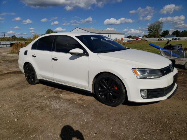 3VW4A7AJ7CM427303 - 2012 VOLKSWAGEN JETTA GLI თეთრი ფოტო 4