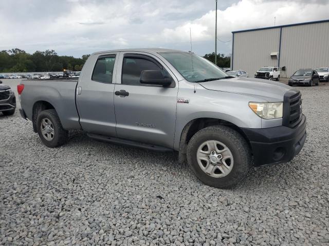 5TFRY5F18BX104744 - 2011 TOYOTA TUNDRA DOUBLE CAB SR5 SILVER photo 4
