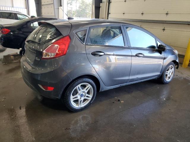 3FADP4EJ1JM101896 - 2018 FORD FIESTA SE GRAY photo 3