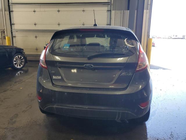 3FADP4EJ1JM101896 - 2018 FORD FIESTA SE GRAY photo 6
