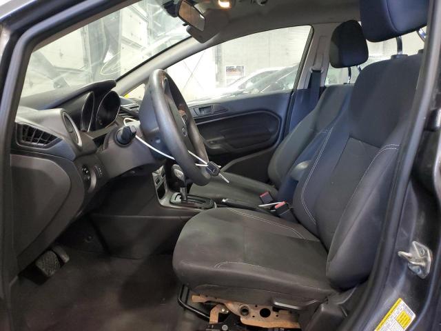 3FADP4EJ1JM101896 - 2018 FORD FIESTA SE GRAY photo 7