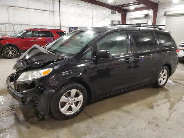 2012 TOYOTA SIENNA LE, 