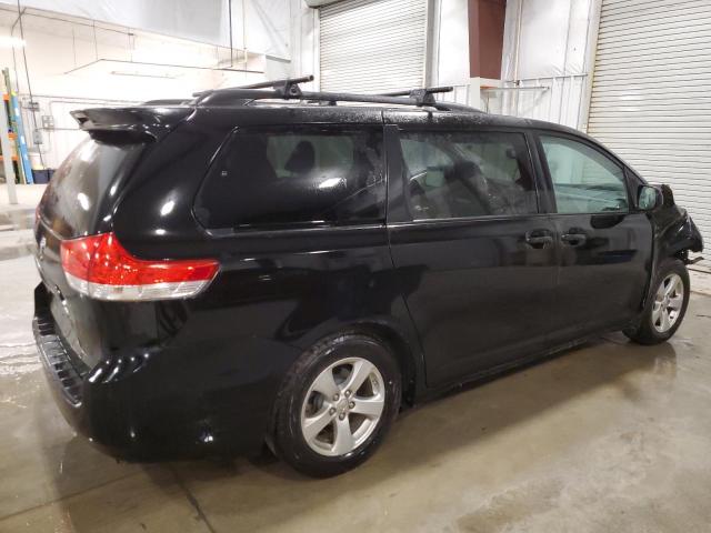 5TDKK3DC1CS265097 - 2012 TOYOTA SIENNA LE შავი ფოტო 3
