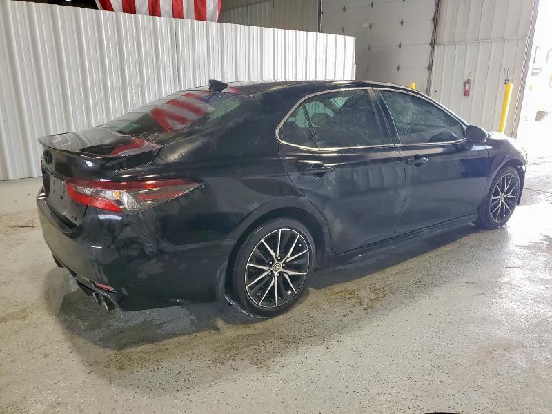 4T1G11AK6RU257473 - 2024 TOYOTA CAMRY SE NIGHT SHADE BLACK photo 3
