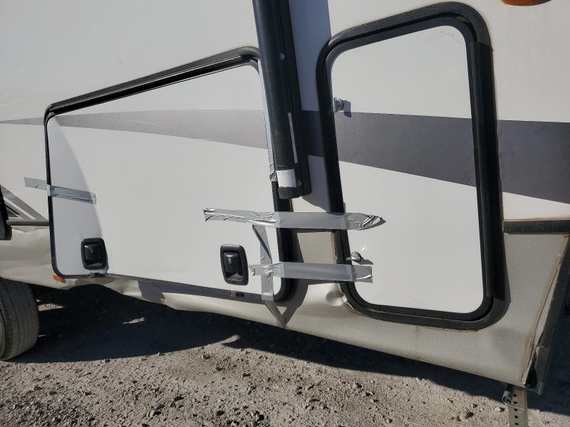 4YDFCGL2XRV503099 - 2024 KEYSTONE COUGAR WHITE photo 9