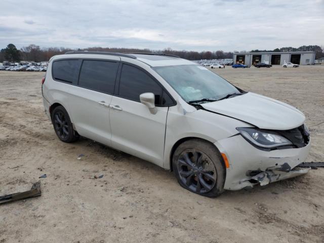 2C4RC1EG3KR638973 - 2019 CHRYSLER PACIFICA TOURING L PLUS WHITE photo 4