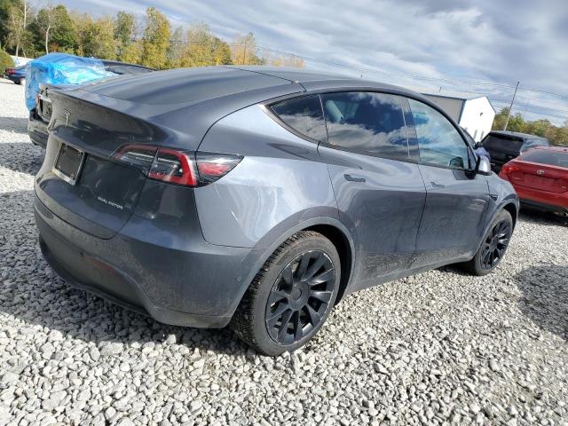 5YJYGDEE0LF010950 - 2020 TESLA MODEL Y Серый фото 3