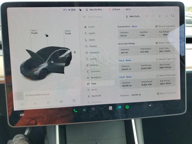 5YJYGDEE0LF010950 - 2020 TESLA MODEL Y Серый фото 9