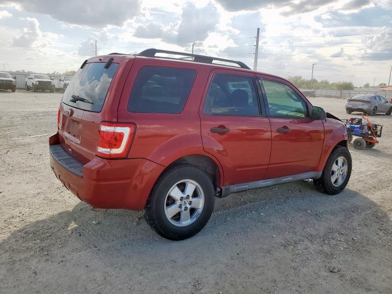 1FMCU0C70CKC43368 - 2012 FORD ESCAPE XLS RED photo 3