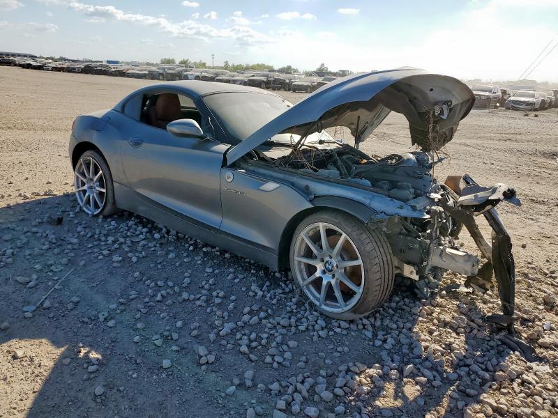 WBALM7C55AE382335 - 2010 BMW Z4 SDRIVE35I SILVER photo 4