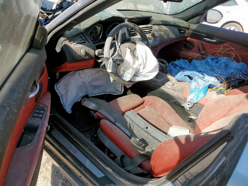 WBALM7C55AE382335 - 2010 BMW Z4 SDRIVE35I SILVER photo 8