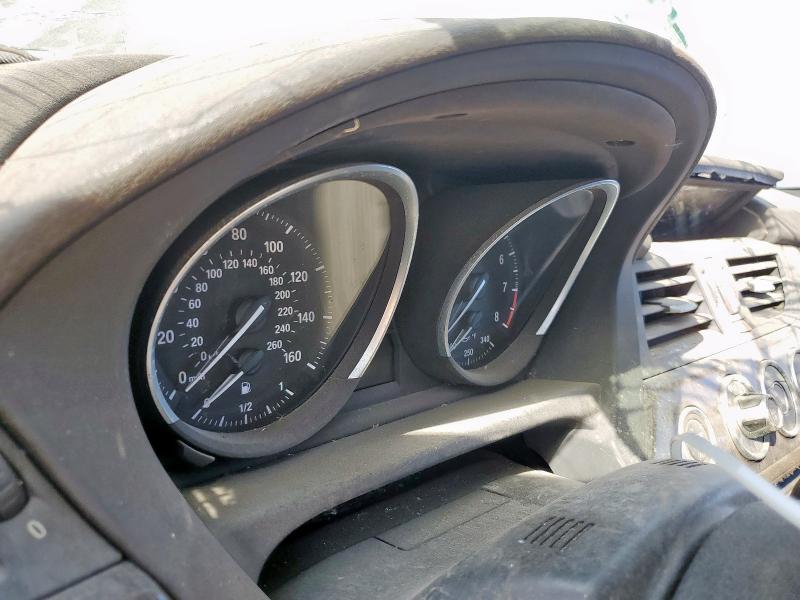 WBALM7C55AE382335 - 2010 BMW Z4 SDRIVE35I SILVER photo 9