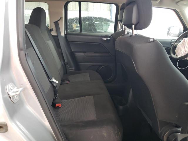 1C4NJPBB4GD508629 - 2016 JEEP PATRIOT SPORT 灰色 照片 11