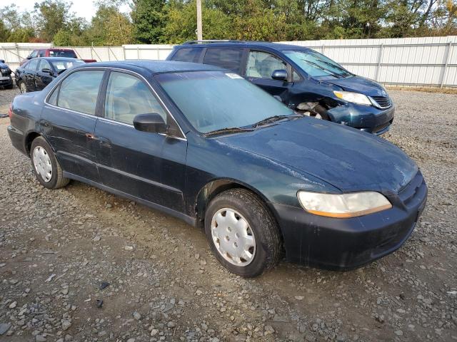 1HGCG6650XA106100 - 1999 HONDA ACCORD LX GREEN photo 4