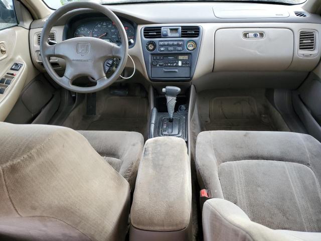 1HGCG6650XA106100 - 1999 HONDA ACCORD LX GREEN photo 8