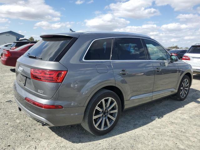 WA1LAAF79HD056490 - 2017 AUDI Q7 PREMIUM PLUS رمادي صورة 3