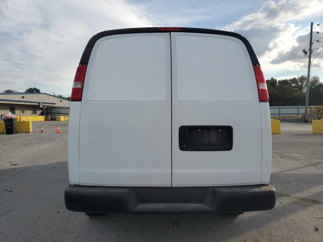 1GCWGAF10K1366193 - 2019 CHEVROLET EXPRESS G2 WHITE photo 6