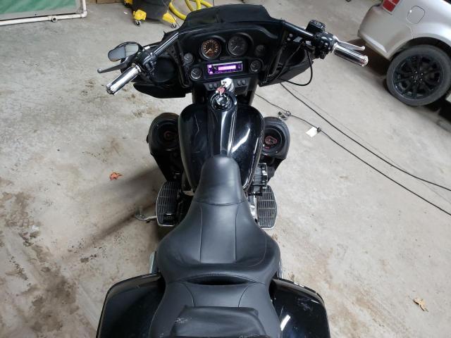 1HD1FCW142Y632152 - 2002 HARLEY-DAVIDSON FLHTCUI 黑色 照片 6