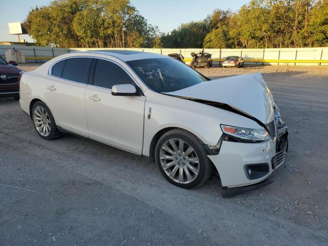 1LNHL9DR3BG611377 - 2011 LINCOLN MKS WHITE photo 4