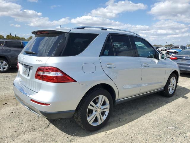 4JGDA5HB8CA012781 - 2012 MERCEDES-BENZ ML 350 4MATIC SILVER photo 3