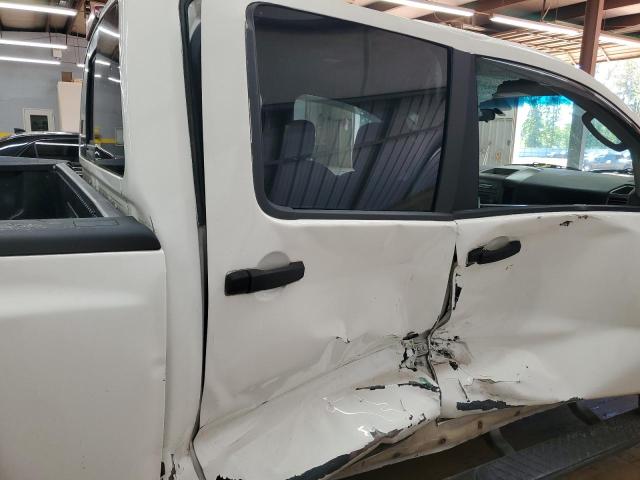 1N6AA07B74N540279 - 2004 NISSAN TITAN XE WHITE photo 10