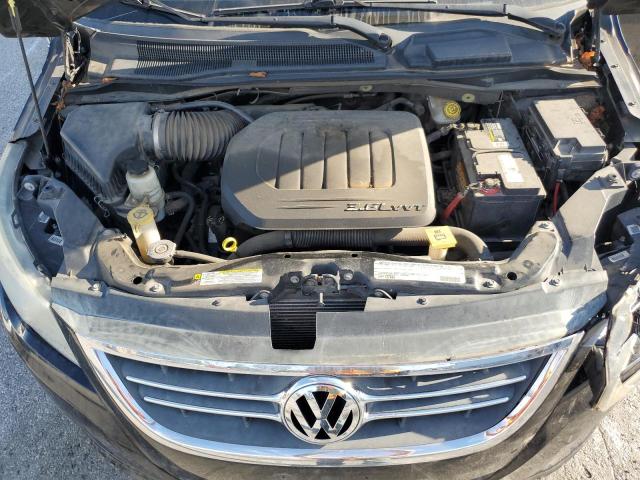 2V4RW3DG7BR621992 - 2011 VOLKSWAGEN ROUTAN SE BLACK photo 12