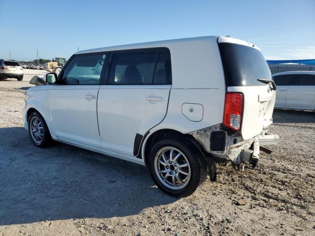 JTLZE4FEXFJ072785 - 2015 TOYOTA SCION XB 白色 照片 2