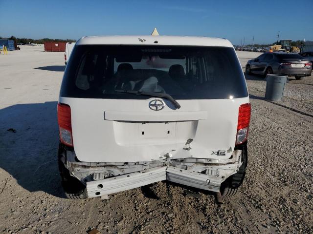 JTLZE4FEXFJ072785 - 2015 TOYOTA SCION XB 白色 照片 6