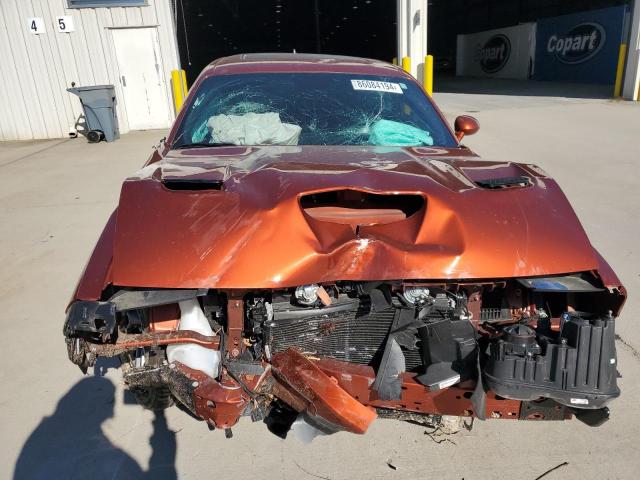 2C3CDZFJXPH573357 - 2023 DODGE CHALLENGER R/T SCAT PACK BROWN photo 5
