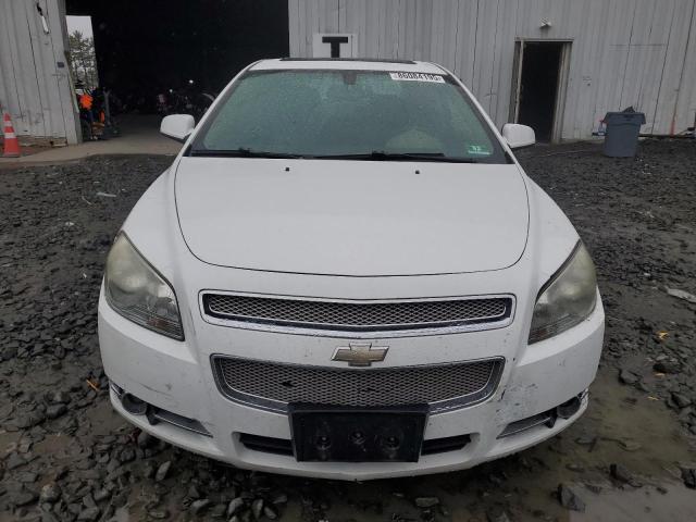 1G1ZK57B294207624 - 2009 CHEVROLET MALIBU LTZ WHITE photo 5