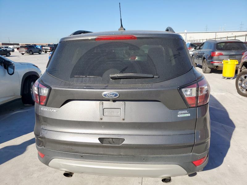 1FMCU0HD9JUD28645 - 2018 FORD ESCAPE SEL ნაცრისფერი ფოტო 6