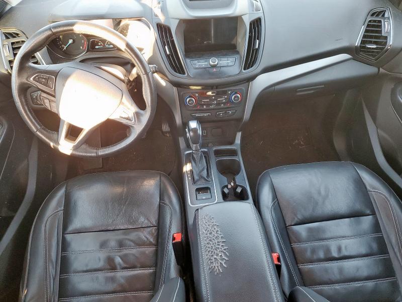 1FMCU0HD9JUD28645 - 2018 FORD ESCAPE SEL ნაცრისფერი ფოტო 8