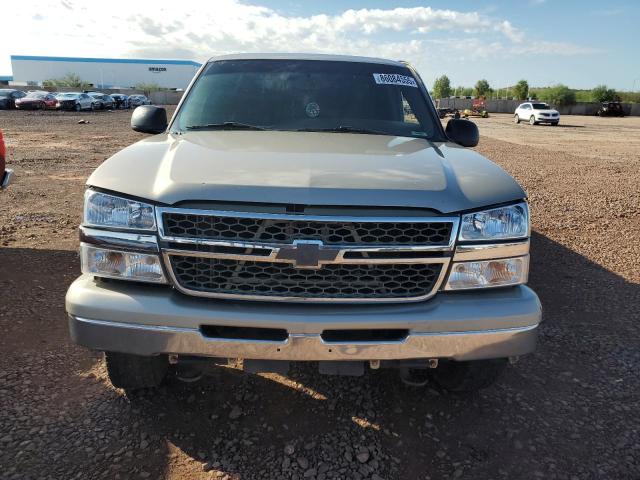 2GCEC13V661198672 - 2006 CHEVROLET SILVERADO C1500 SILVER photo 5
