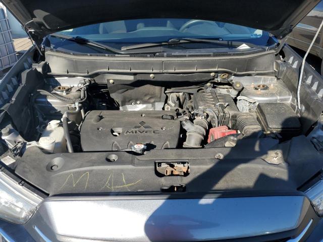 JA4AP3AU8KU033868 - 2019 MITSUBISHI OUTLANDER ES GRAY photo 12